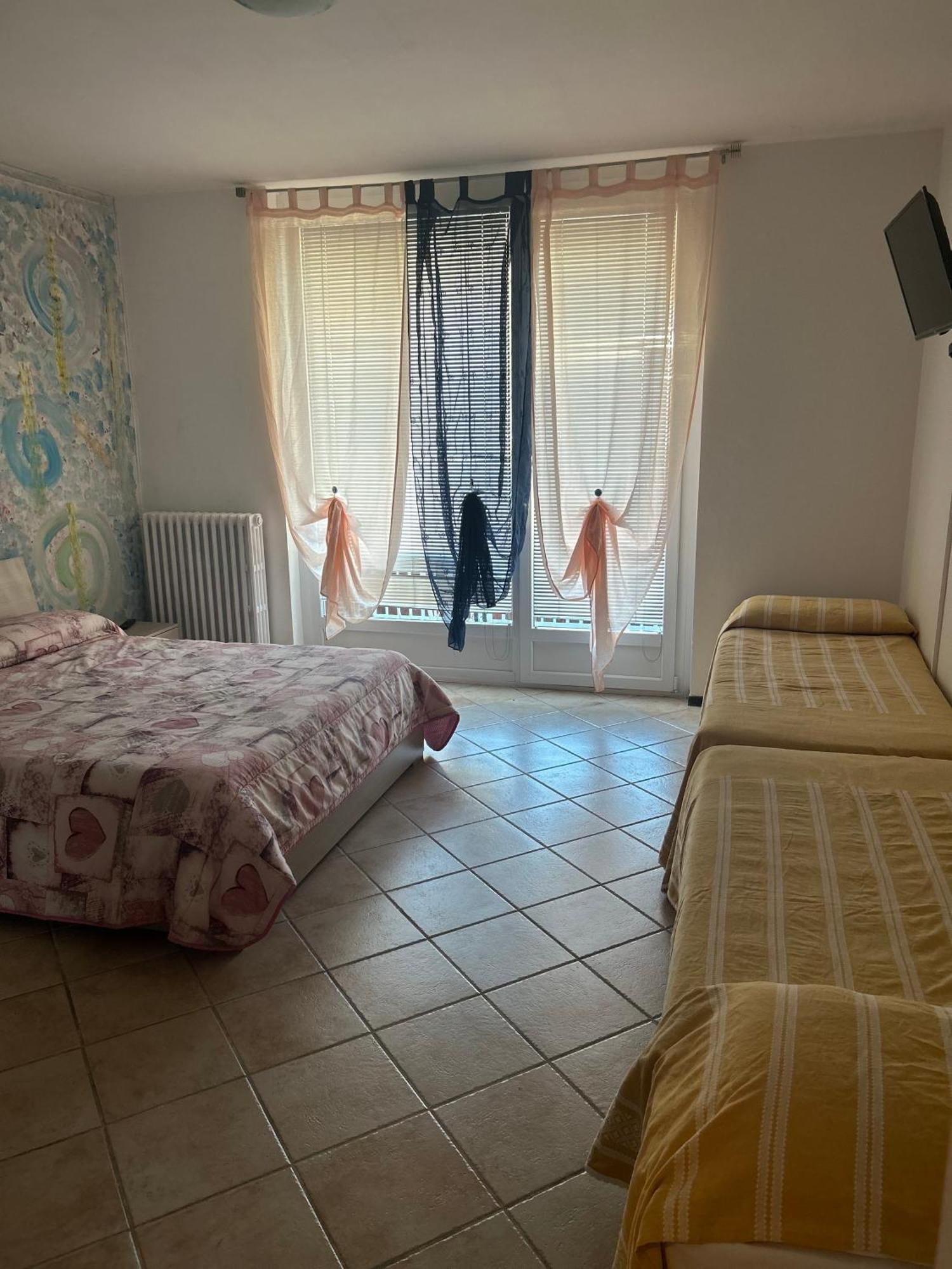 Albergo La Grolla Antey-Saint-Andre Luaran gambar