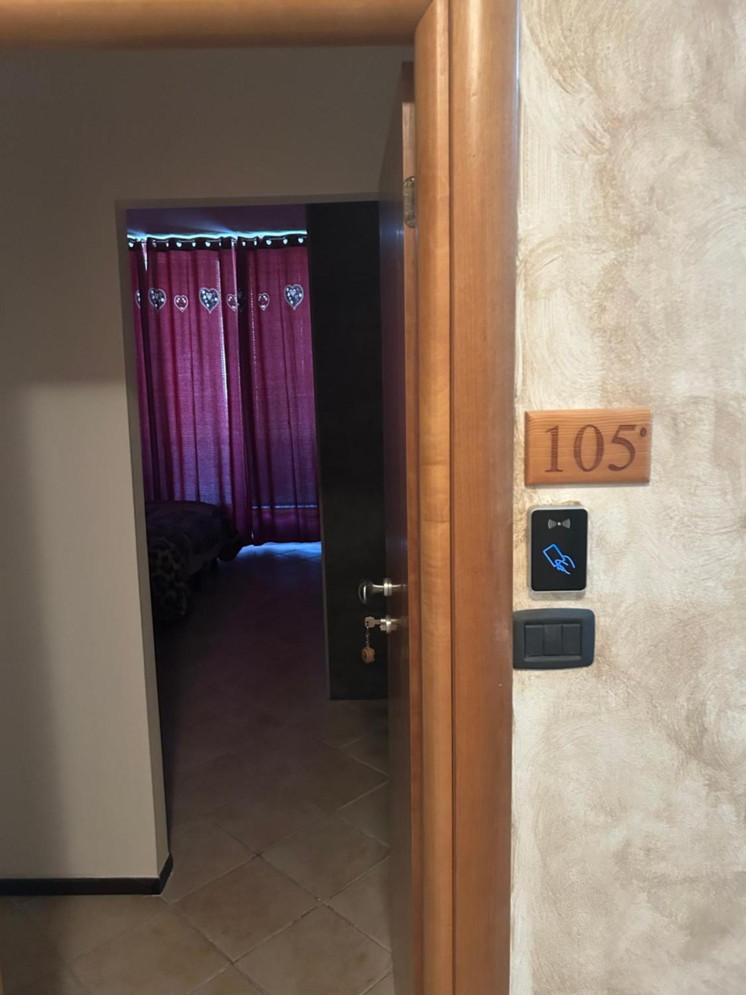 Albergo La Grolla Antey-Saint-Andre Luaran gambar