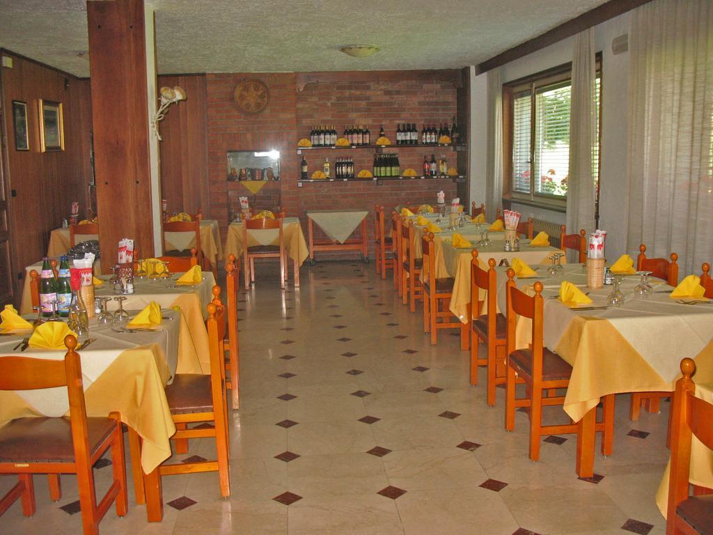 Albergo La Grolla Antey-Saint-Andre Luaran gambar